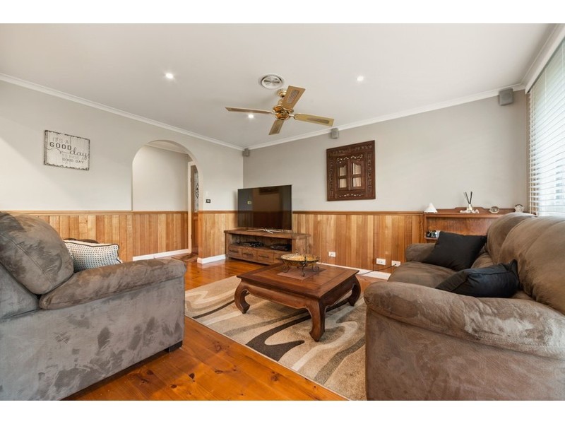 9 Paterson Avenue, Langwarrin VIC 3910