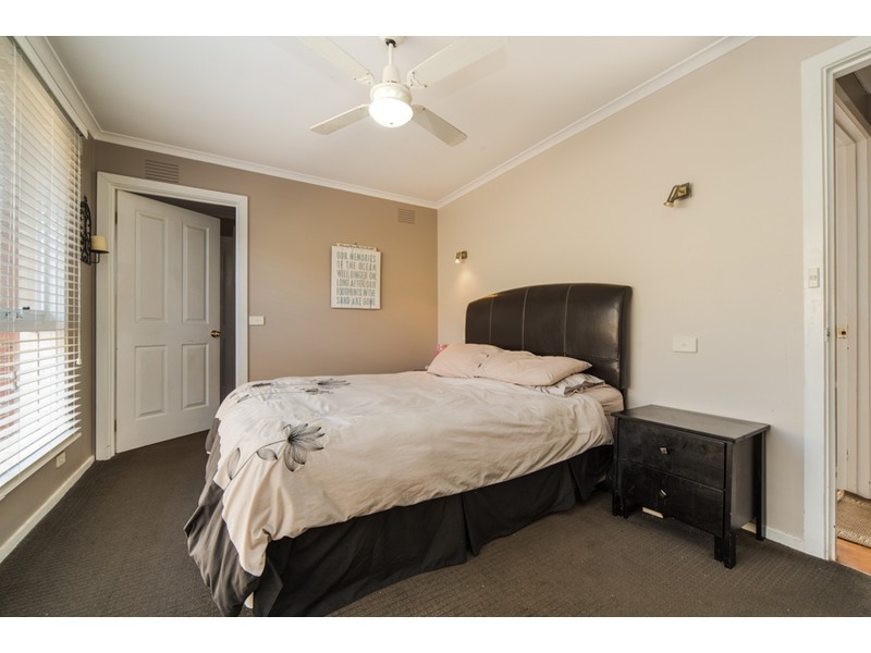 9 Paterson Avenue, Langwarrin VIC 3910