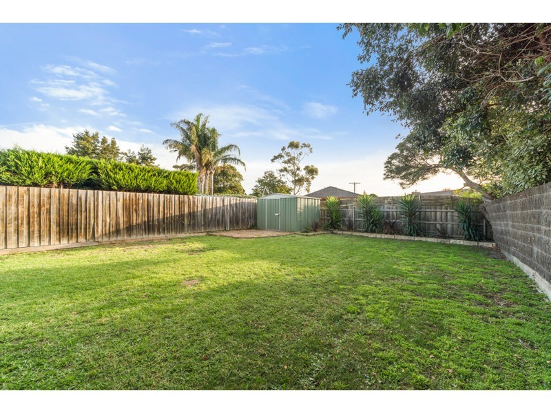 9 Paterson Avenue, Langwarrin VIC 3910
