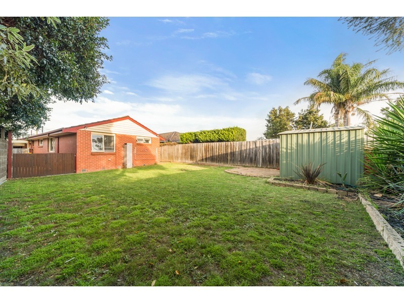 9 Paterson Avenue, Langwarrin VIC 3910