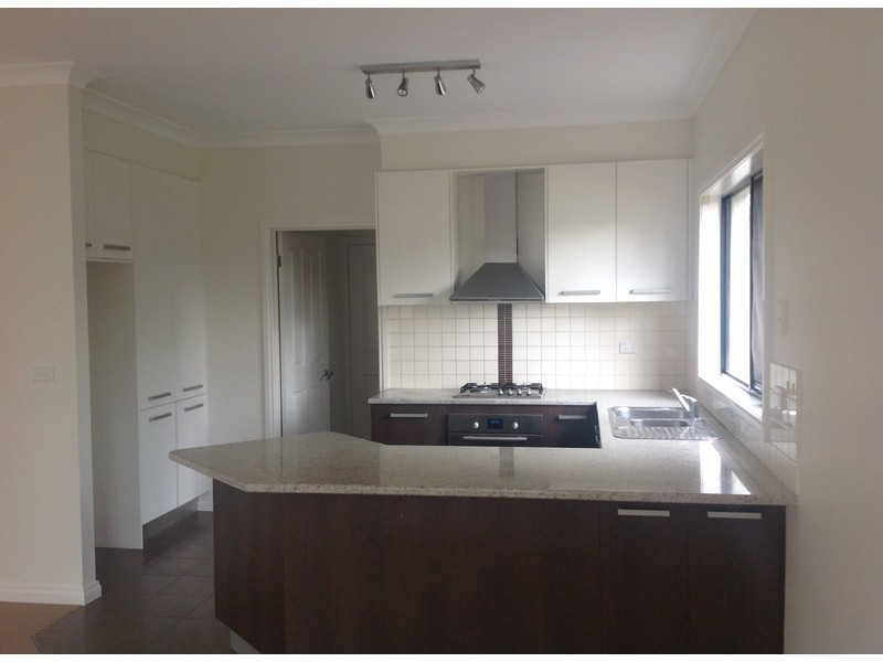 4/11 Culcairn Drive, Frankston VIC 3199