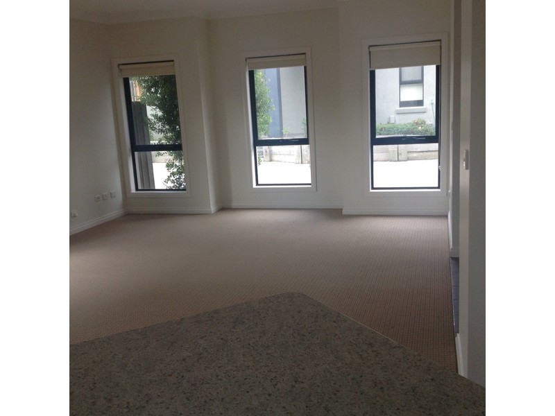 4/11 Culcairn Drive, Frankston VIC 3199