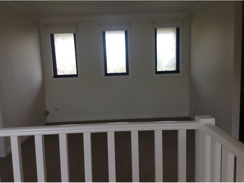 4/11 Culcairn Drive, Frankston VIC 3199