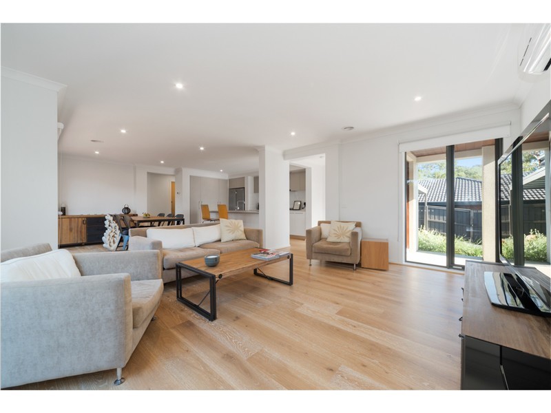 75A Clarendon Drive, Somerville VIC 3912