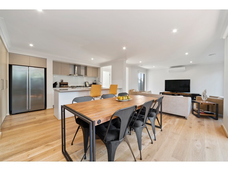 75A Clarendon Drive, Somerville VIC 3912