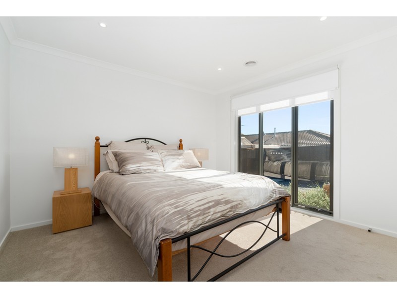 75A Clarendon Drive, Somerville VIC 3912