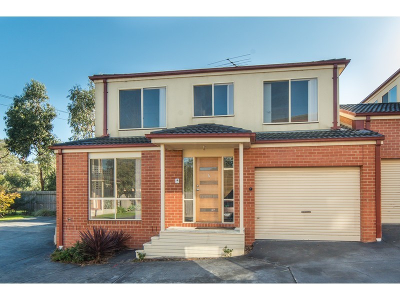 4/2 Edward Street, Langwarrin VIC 3910