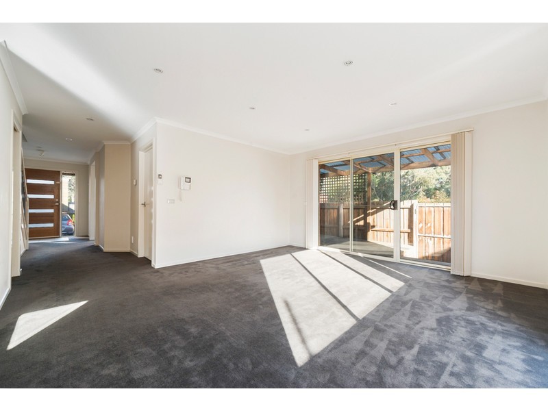 4/2 Edward Street, Langwarrin VIC 3910