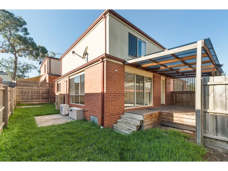 4/2 Edward Street, Langwarrin VIC 3910