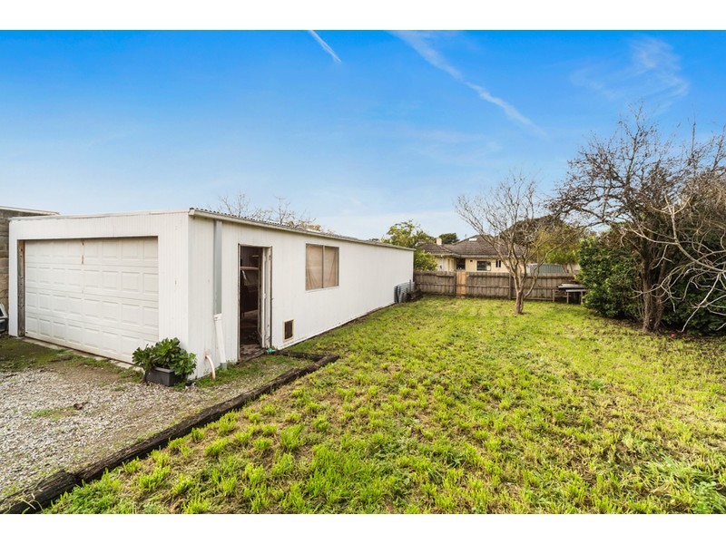 24 Oates Street, Frankston VIC 3199