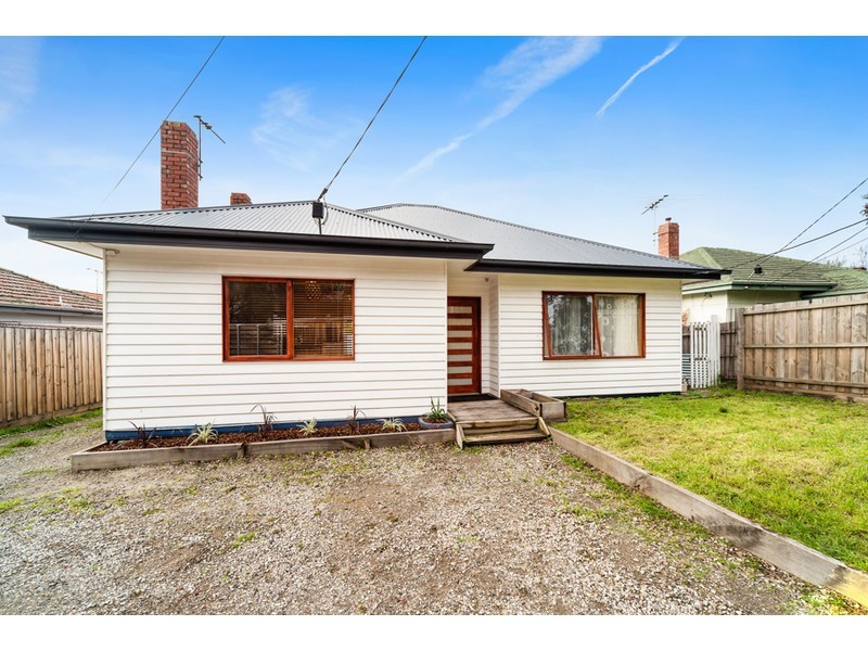 24 Oates Street, Frankston VIC 3199