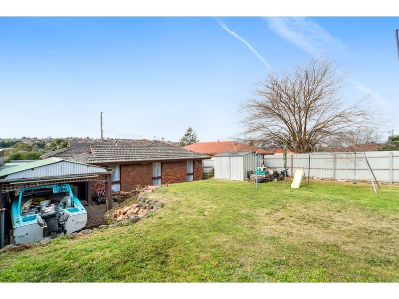 222 Power Road, Endeavour Hills VIC 3802