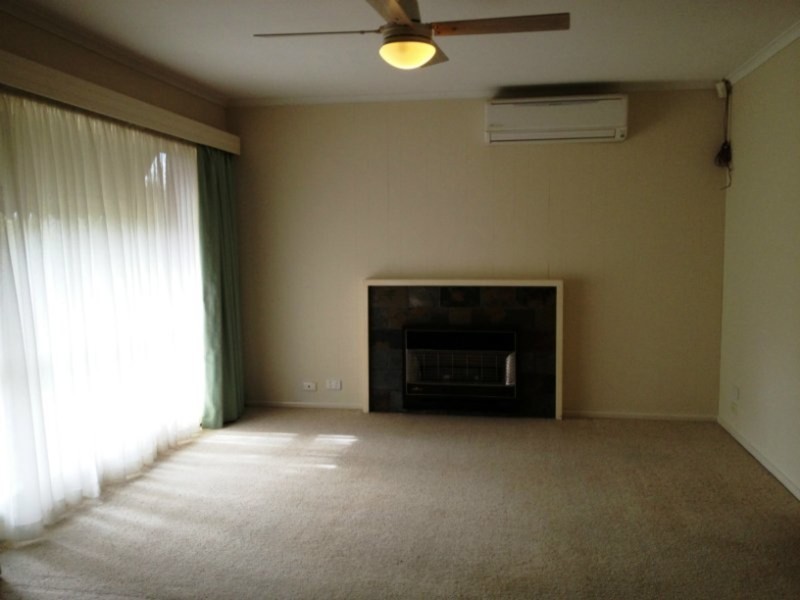 8 Bidgee Street, Frankston VIC 3199