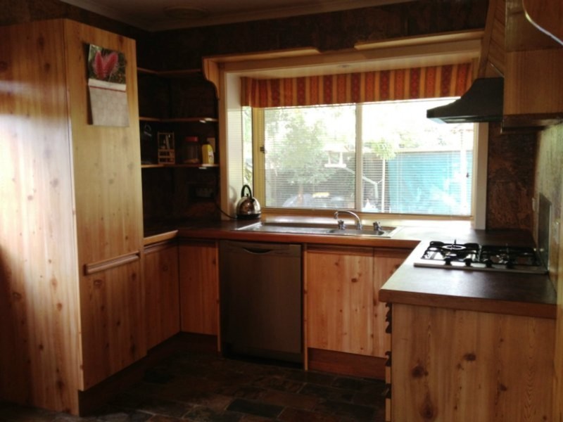 8 Bidgee Street, Frankston VIC 3199