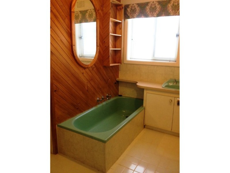 8 Bidgee Street, Frankston VIC 3199