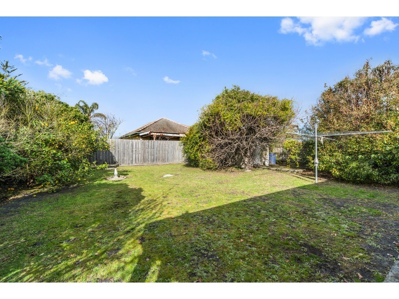 61 Dandenong Road East, Frankston VIC 3199
