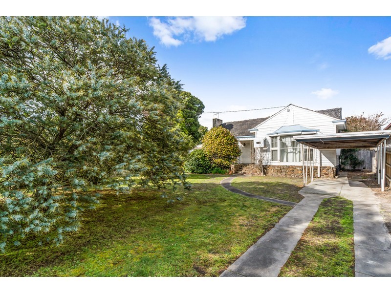 61 Dandenong Road East, Frankston VIC 3199
