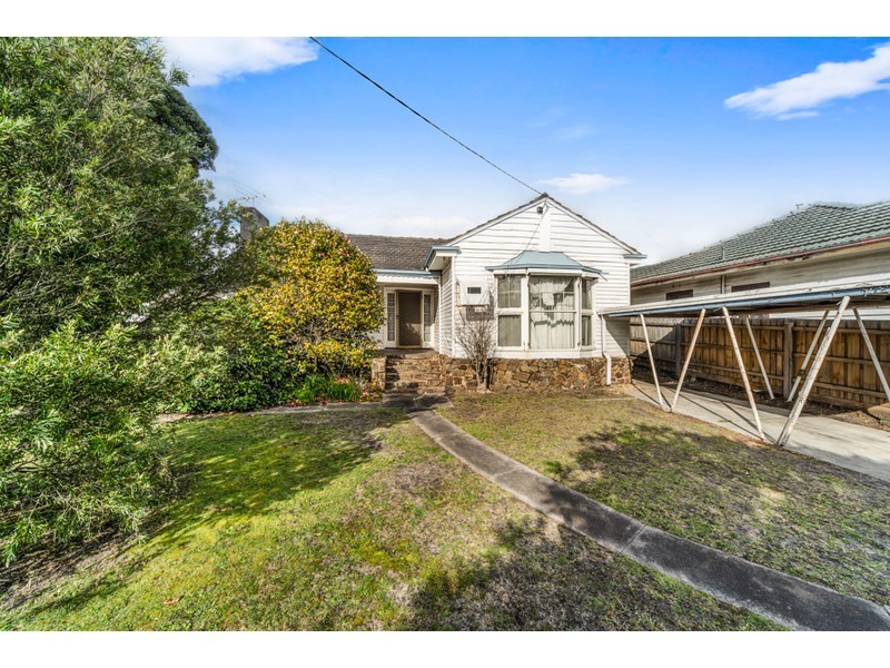 61 Dandenong Road East, Frankston VIC 3199