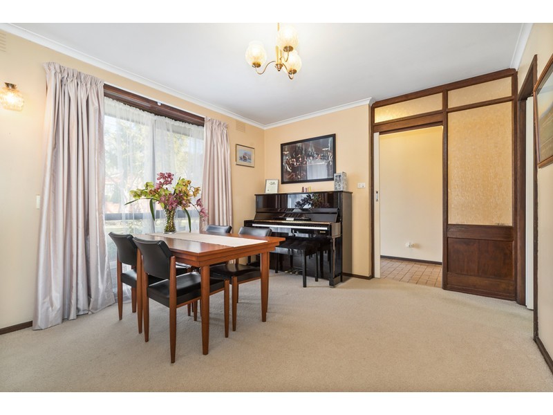 15 Burleigh Court, Frankston VIC 3199