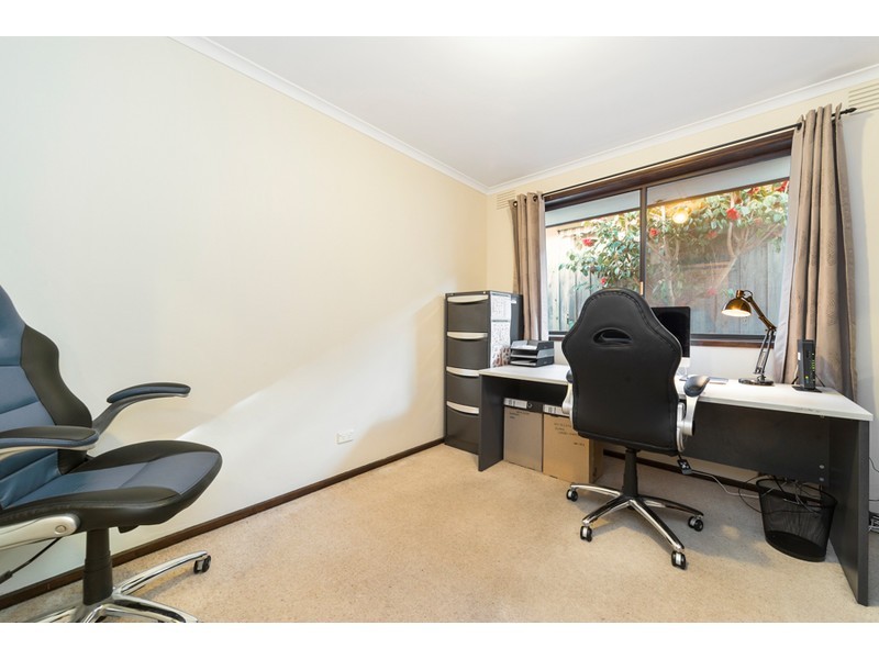 15 Burleigh Court, Frankston VIC 3199