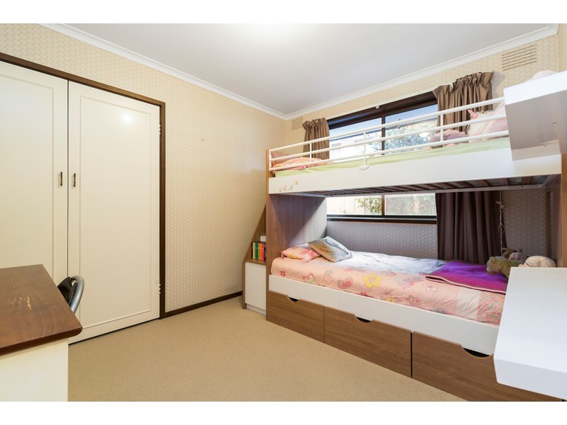 15 Burleigh Court, Frankston VIC 3199