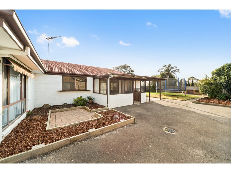 15 Burleigh Court, Frankston VIC 3199