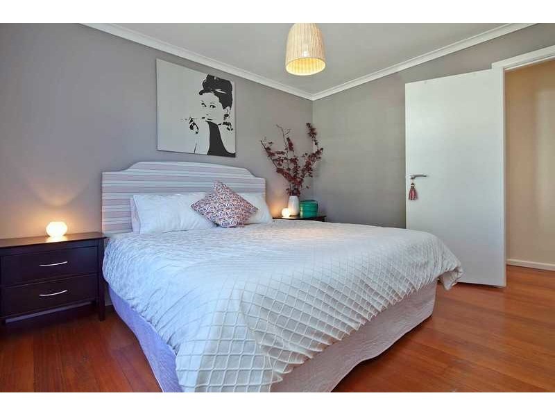 18 Helvetia Court, Frankston South VIC 3199