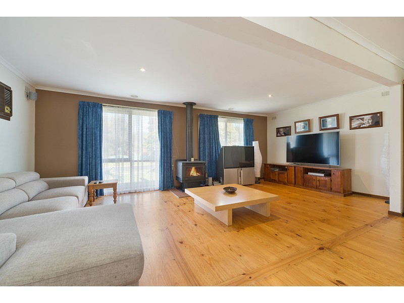 4 Wiltshire Drive, Somerville VIC 3912