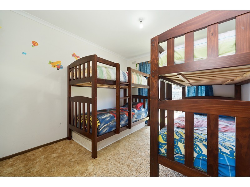 4 Wiltshire Drive, Somerville VIC 3912