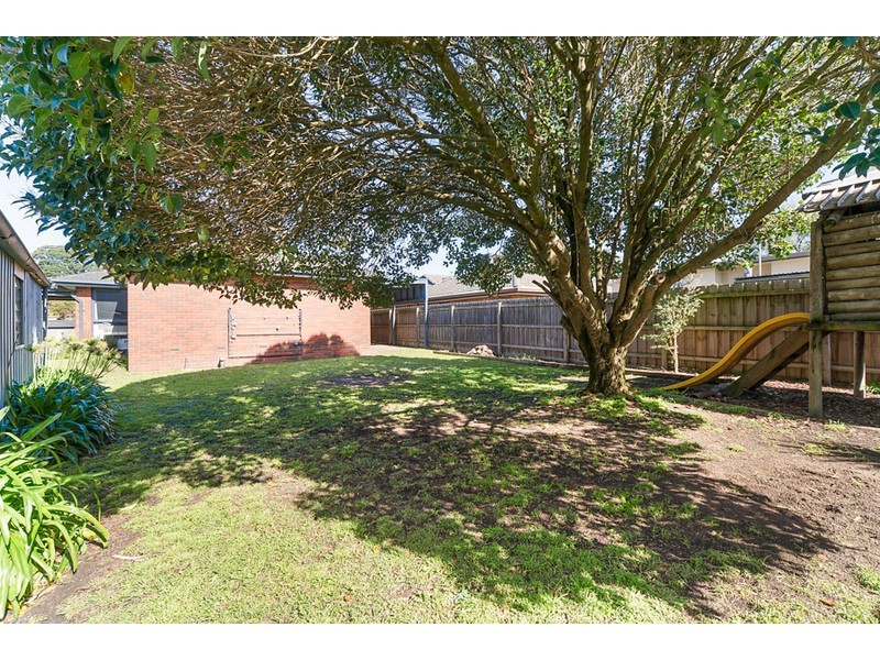 4 Wiltshire Drive, Somerville VIC 3912