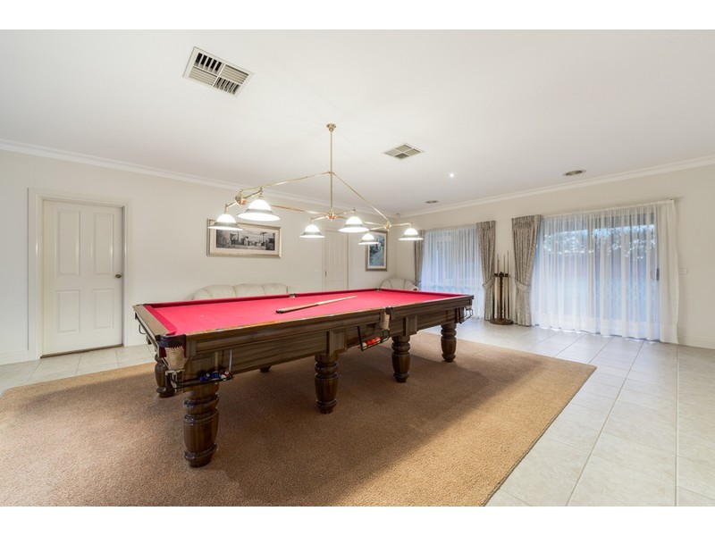 4 Garden Brae Court, Langwarrin South VIC 3911