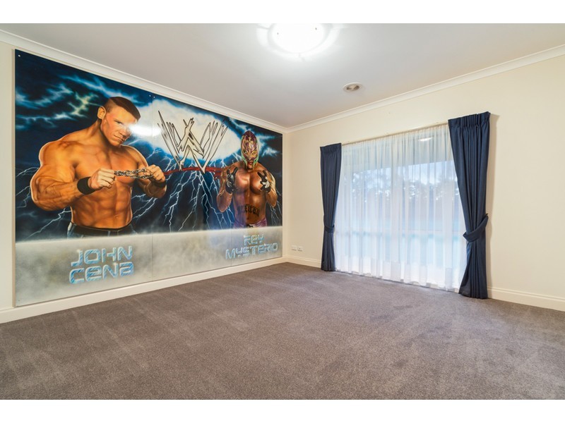 4 Garden Brae Court, Langwarrin South VIC 3911