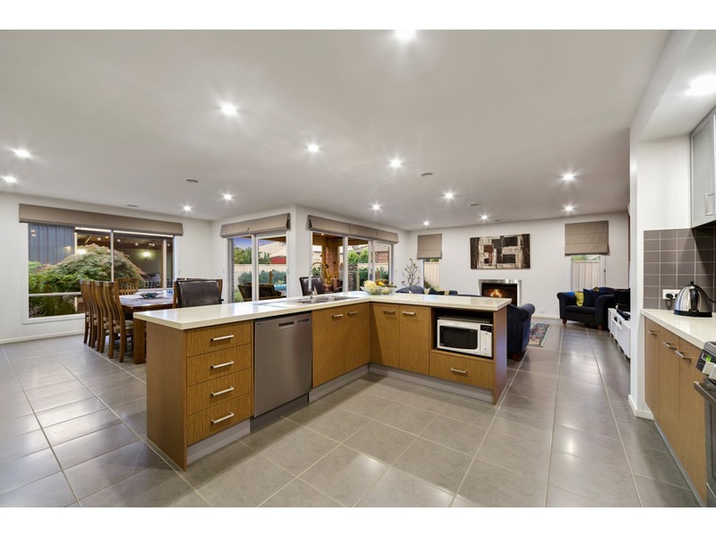 40 Black Wallaby Drive, Langwarrin VIC 3910