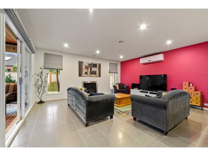 40 Black Wallaby Drive, Langwarrin VIC 3910