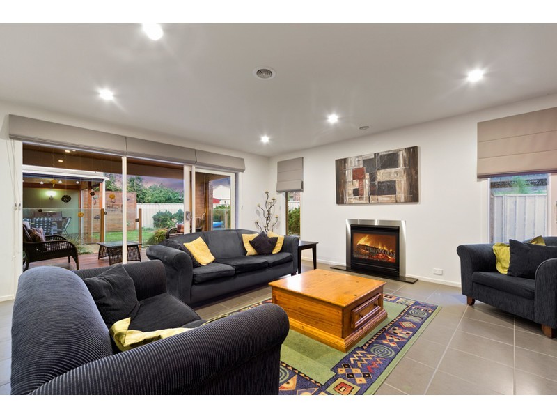 40 Black Wallaby Drive, Langwarrin VIC 3910