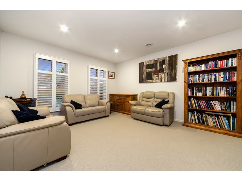 40 Black Wallaby Drive, Langwarrin VIC 3910