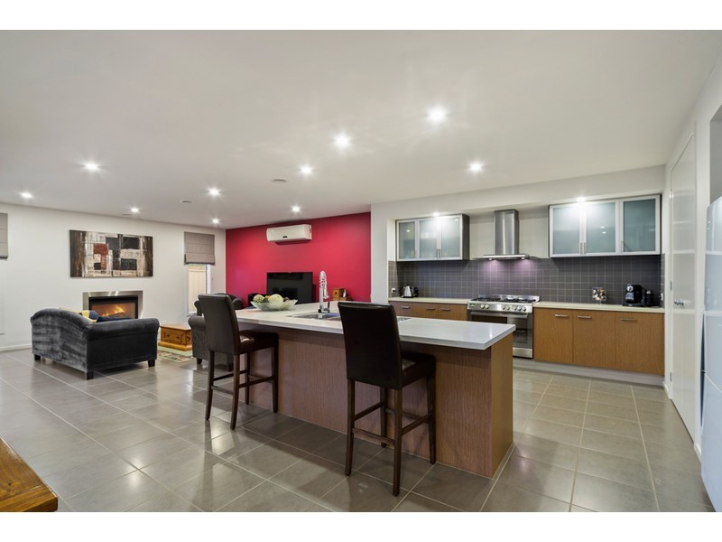 40 Black Wallaby Drive, Langwarrin VIC 3910