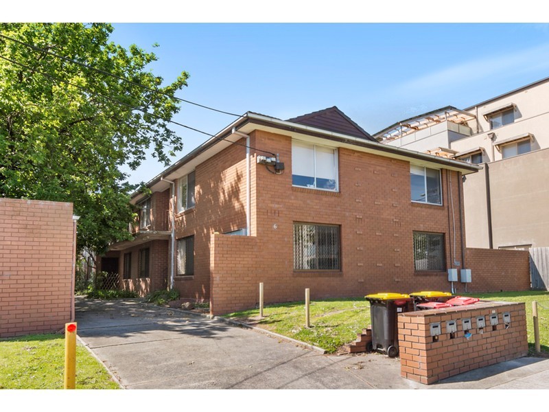 1/6 Hutton Street, Dandenong VIC 3175