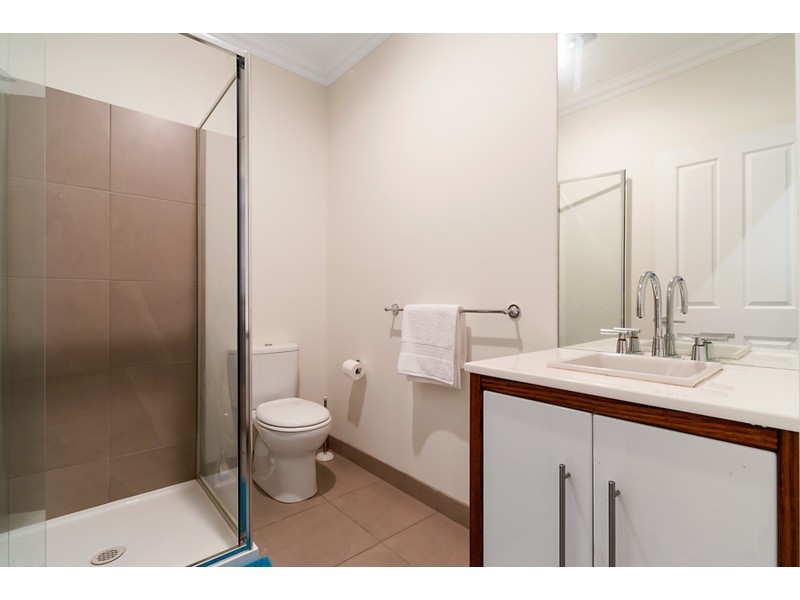 8 Meridian Way, Mornington VIC 3931