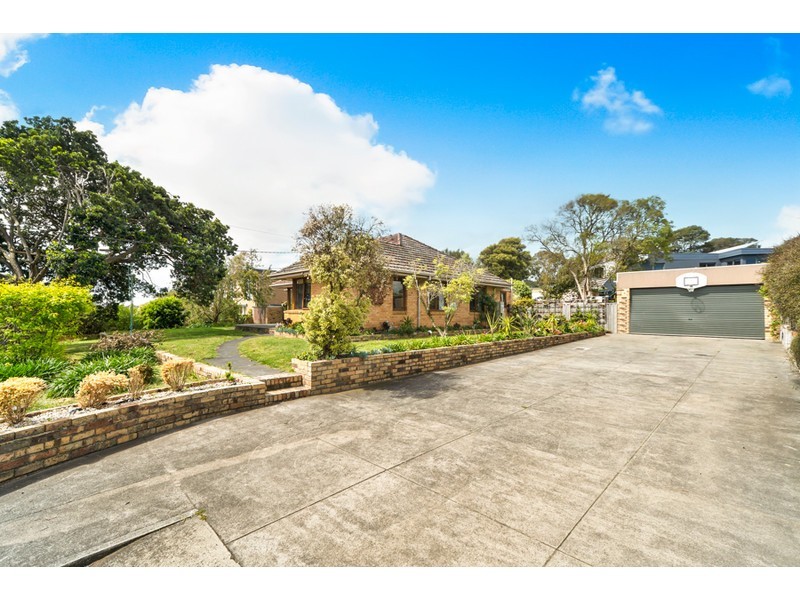 20 Hillcrest Road, Frankston VIC 3199