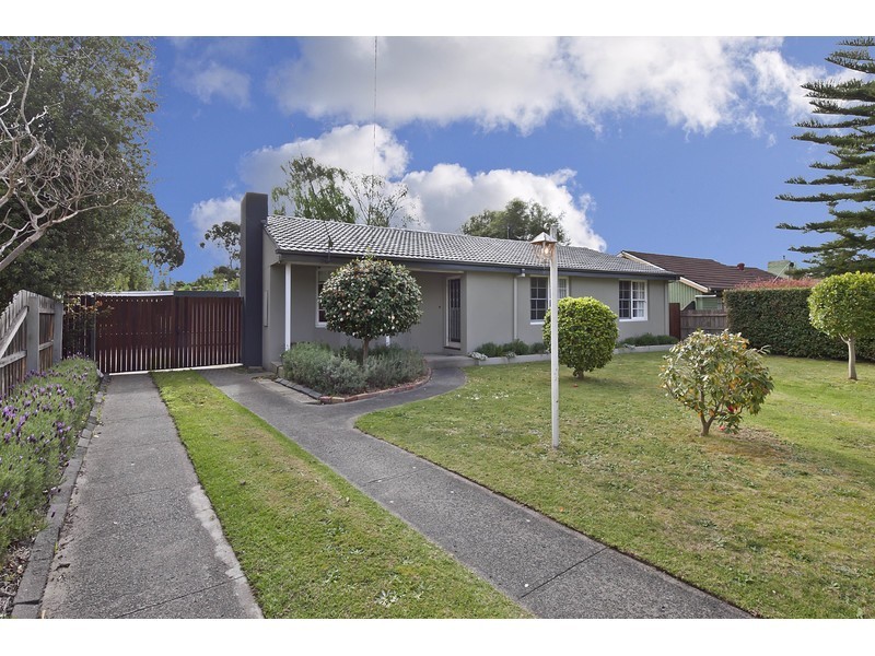 18 Helvetia Court, Frankston South VIC 3199