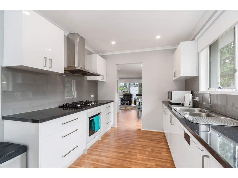 14 Milford Crescent, Frankston VIC 3199