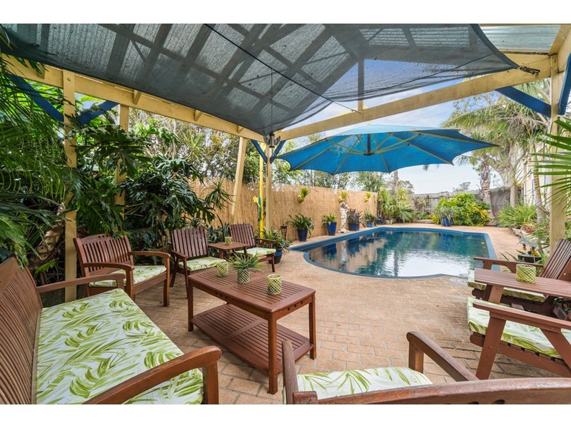 15 Marriott Crescent, Skye VIC 3977