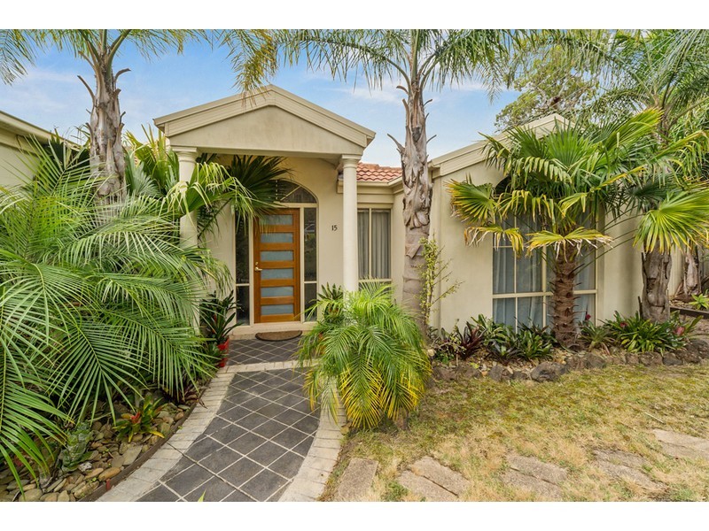 15 Marriott Crescent, Skye VIC 3977