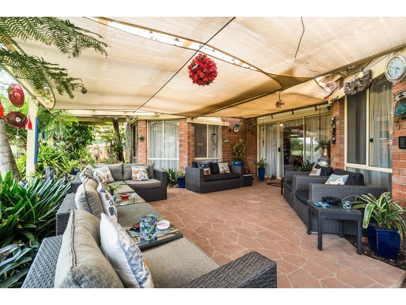 15 Marriott Crescent, Skye VIC 3977