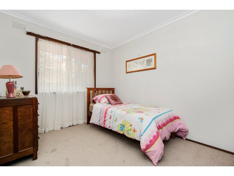 16 Hillcrest Road, Frankston VIC 3199