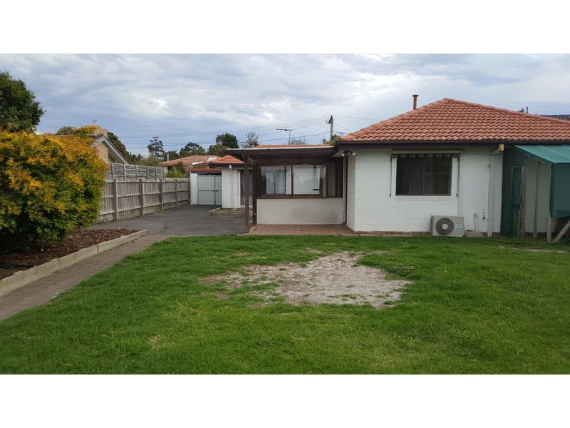 15 Burleigh Court, Frankston VIC 3199