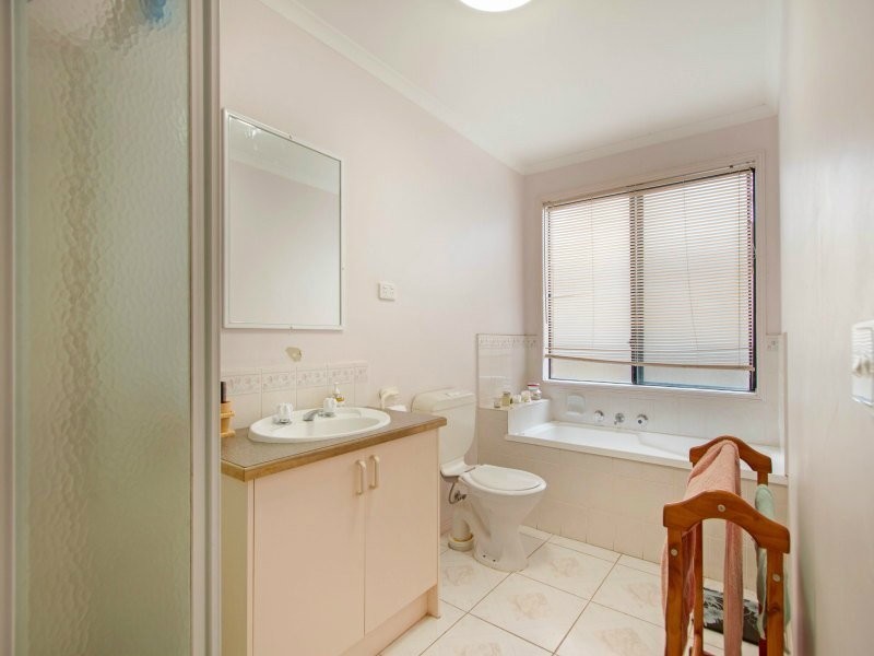 3A Bayside Grove, Seaford VIC 3198