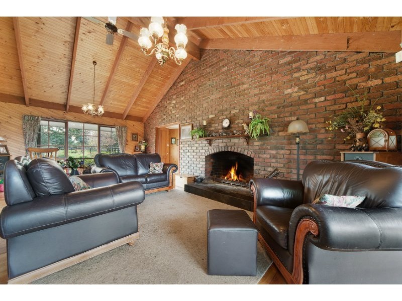 100 Queens Road, Pearcedale VIC 3912