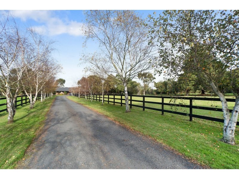 100 Queens Road, Pearcedale VIC 3912